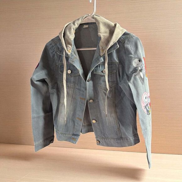 A Nightmare Before Christmas Distressed Denim Jacket with Hoodie Jr Size M NWOT - Picture 1 of 4